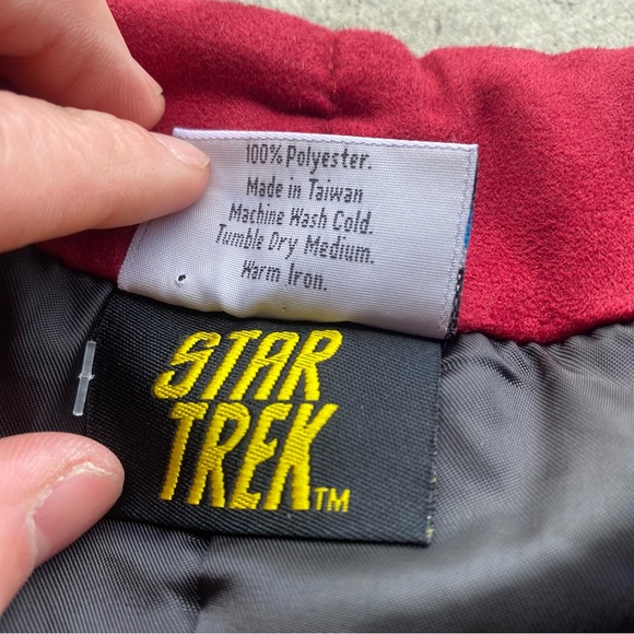 Vintage 2005 Star Trek Anovos Picard’s Command Jacket EUC Cosplay - Picture 6 of 9